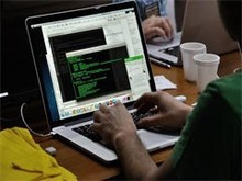 洪山計(jì)算機(jī)培訓(xùn) 賦能未來，打造卓越軟件開發(fā)服務(wù)人才